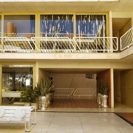 Hotel Basico